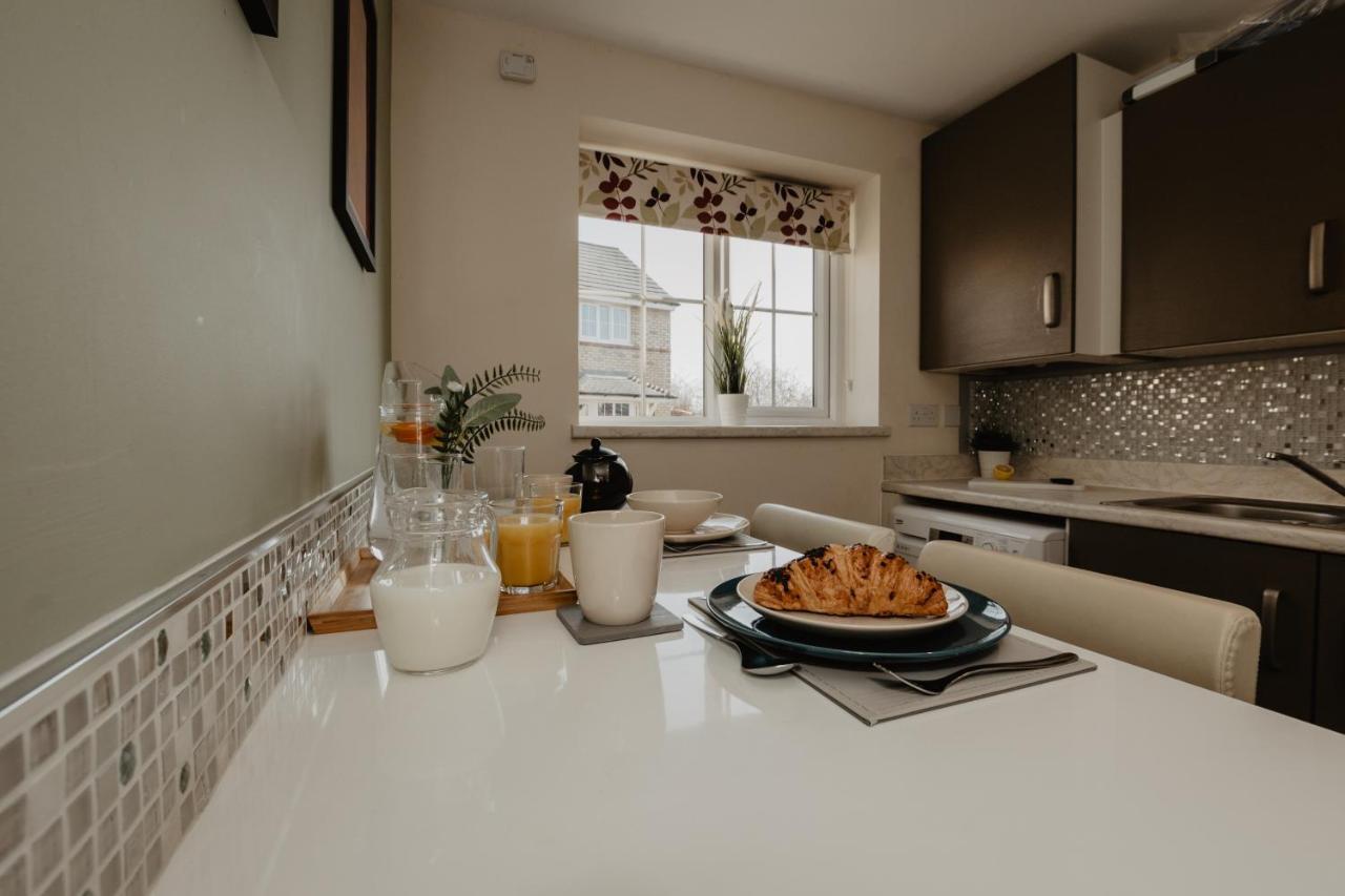 Coyle House, 3 Bed,Corby, Super Kings Or Twins, Driveway, Free Wi-Fi, Corporates Welcome Exteriör bild